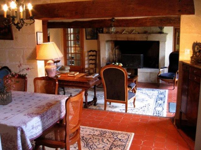 La Poiriere Bed & Breakfast Chemellier Dış mekan fotoğraf