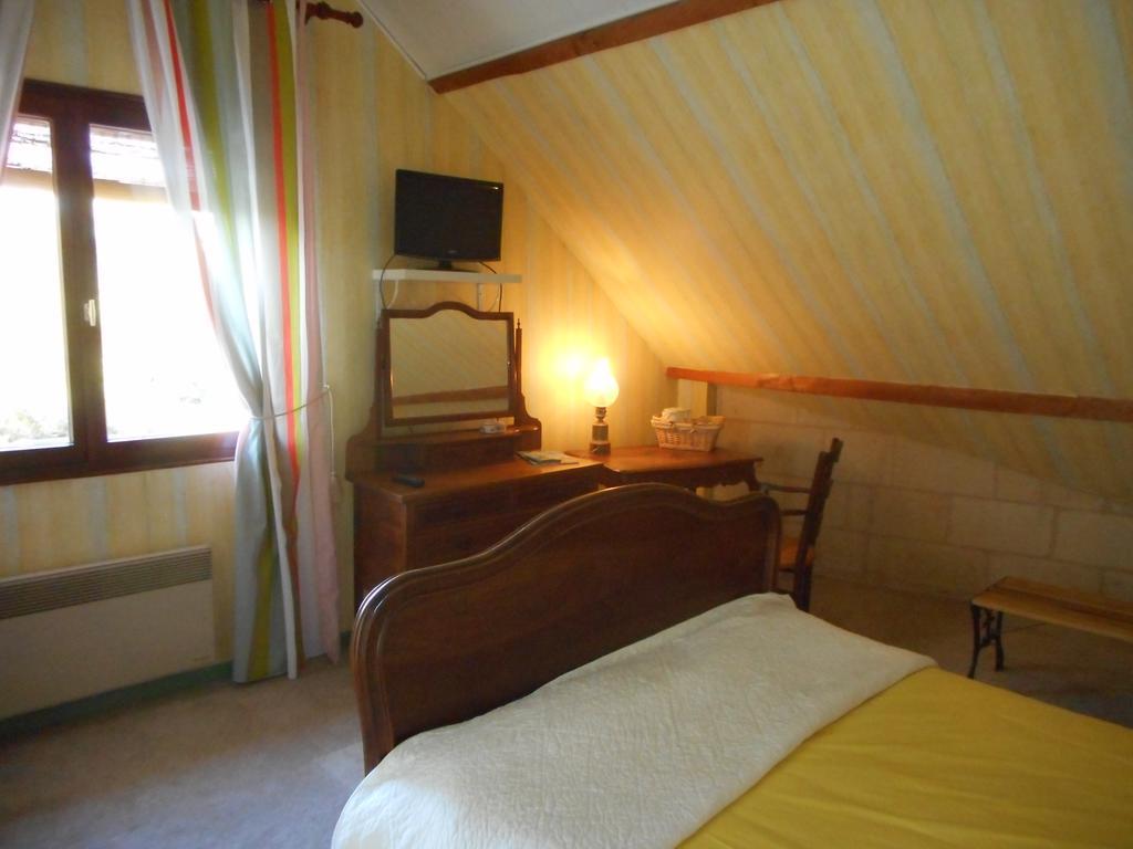 La Poiriere Bed & Breakfast Chemellier Dış mekan fotoğraf
